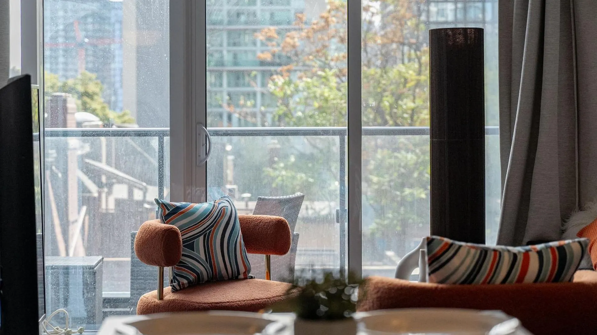 Bricksnbucks-Jarvis St Apartment Toronto